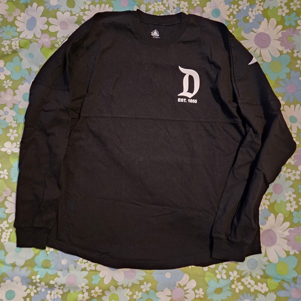 Disney Spirit Jersey Medium NWOT